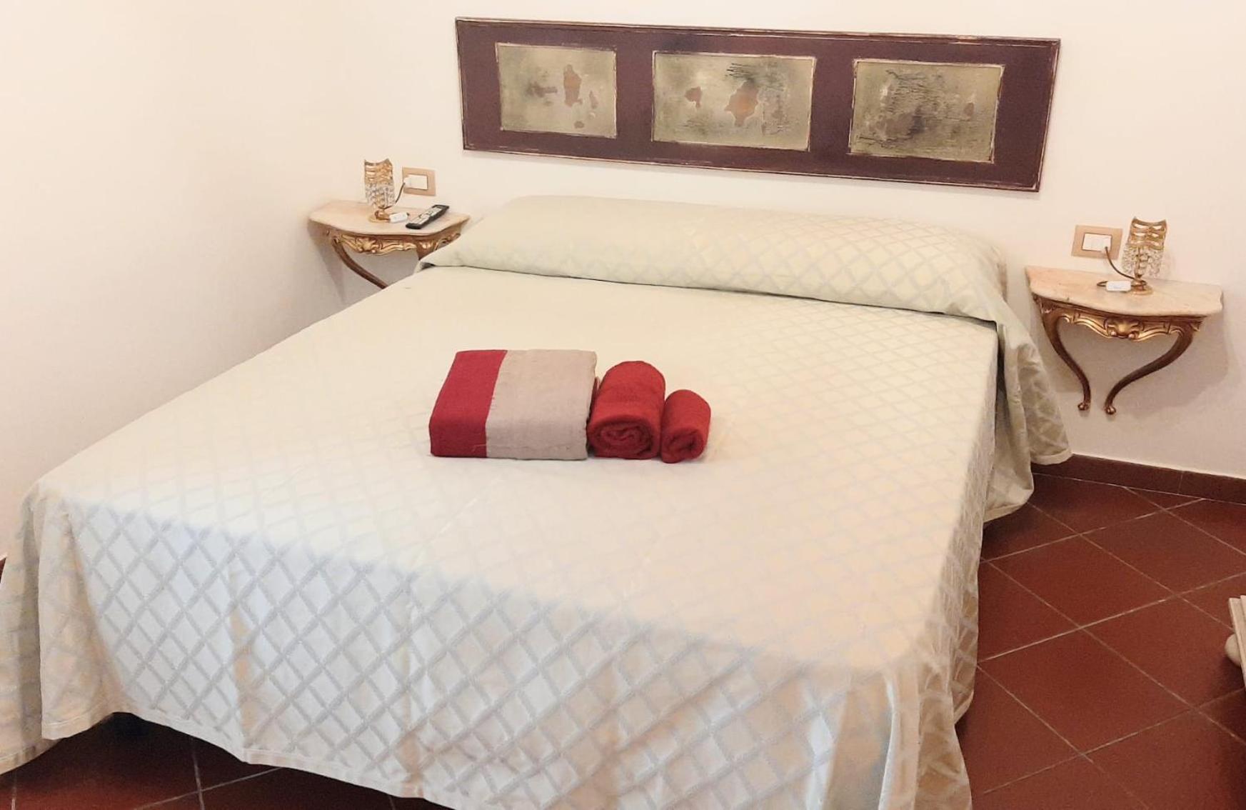 Casale Battaglini Bed & Breakfast Castelnuovo Cilento Ngoại thất bức ảnh