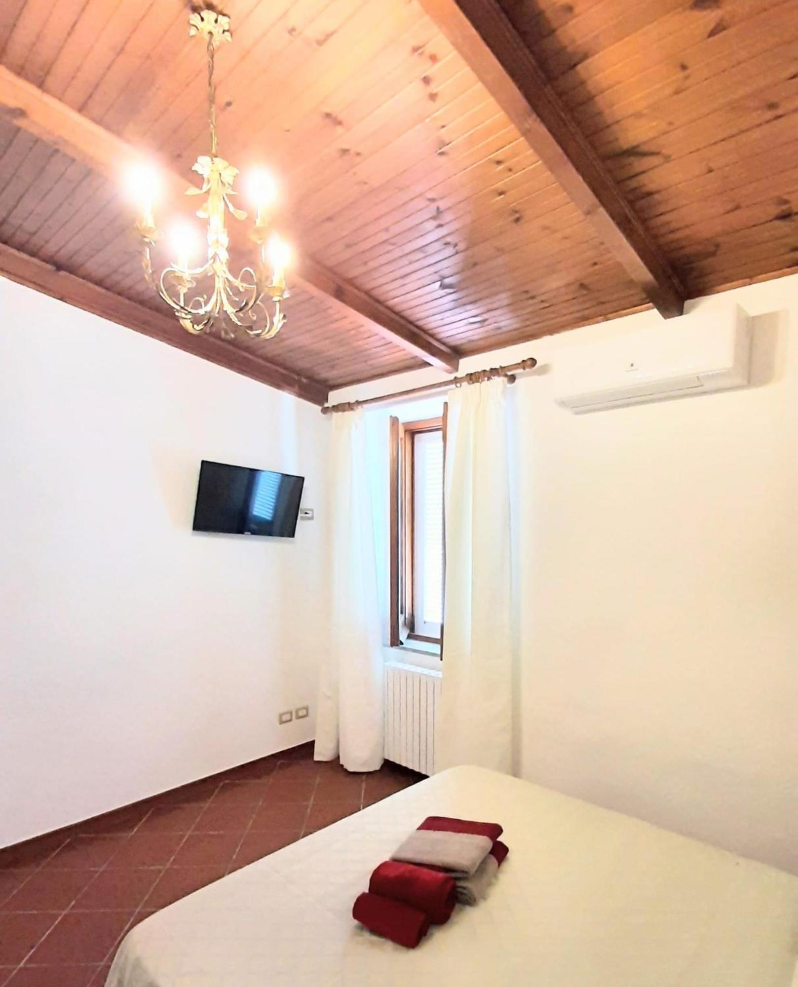 Casale Battaglini Bed & Breakfast Castelnuovo Cilento Ngoại thất bức ảnh