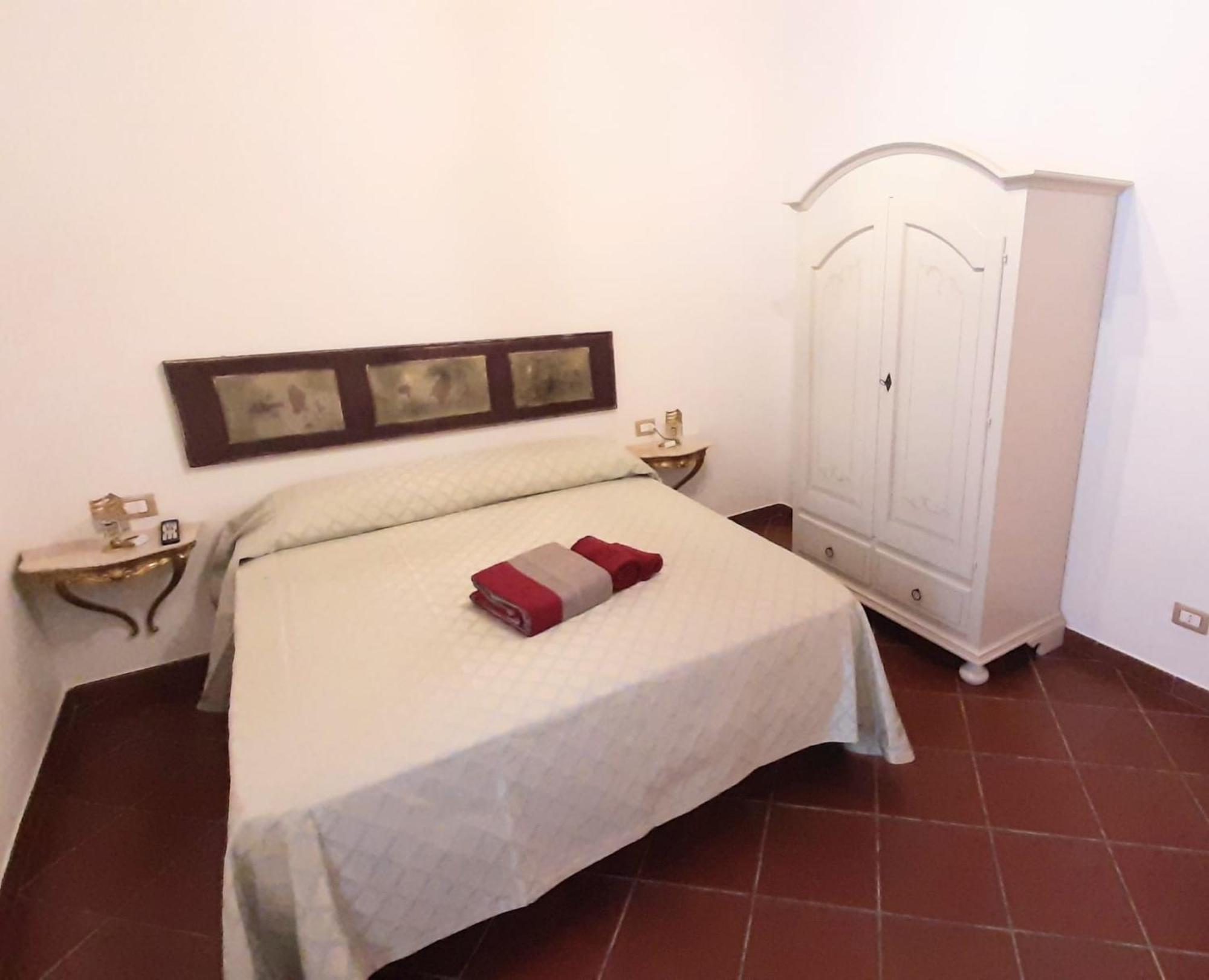Casale Battaglini Bed & Breakfast Castelnuovo Cilento Ngoại thất bức ảnh